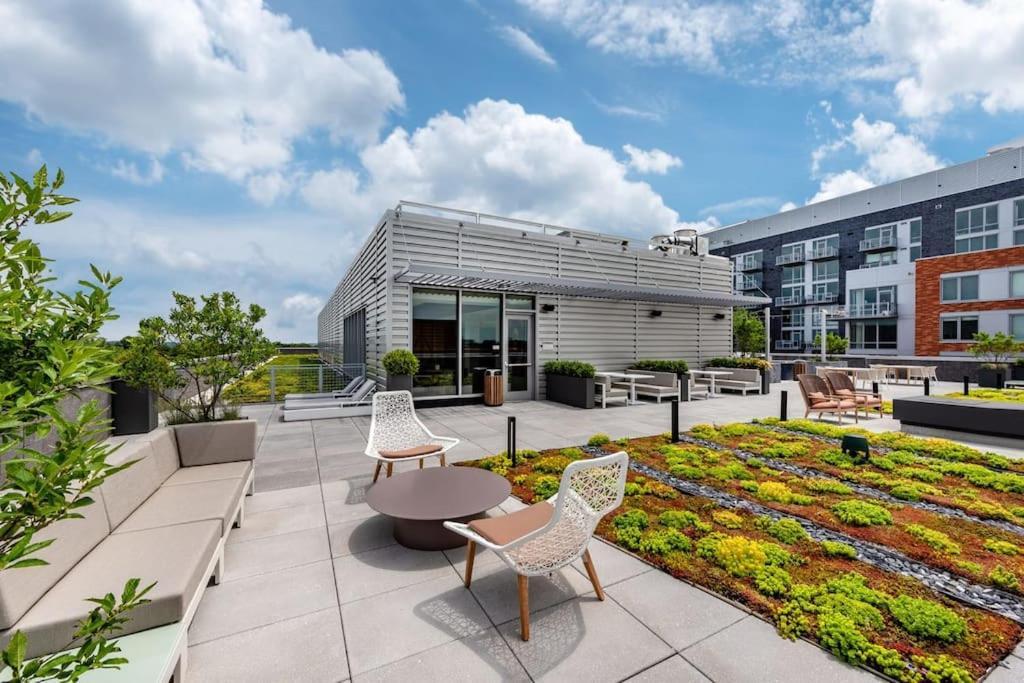 Gorgeous 1 Bedroom At Clarendon With Gym And Rooftop Arlington Exterior foto
